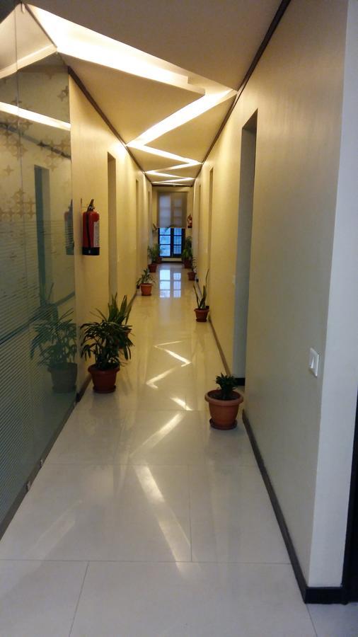 Wind Cross Hotel Kalka Exterior photo